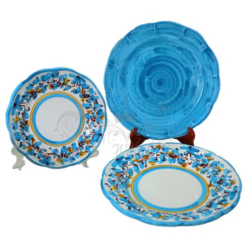 Assiette. Ligne Petites Fleurs de Printemps. Big Mama. Céramique de Vietri. Peinte à la main.