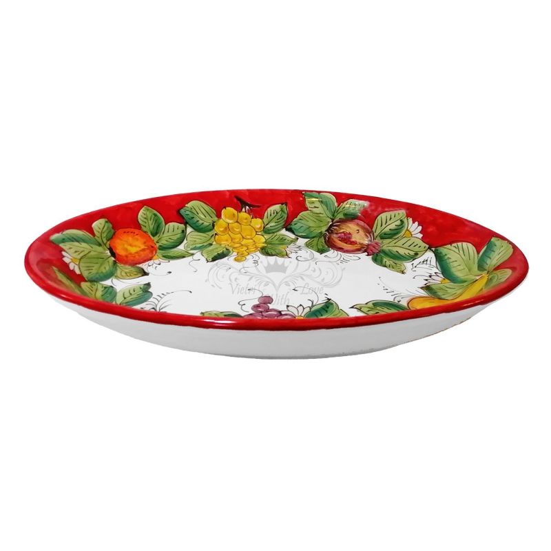 Plat ovale en forme de coupe. Plat de service....