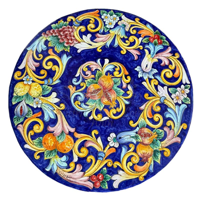 Table en pierre de lave émaillée. Fruits et...