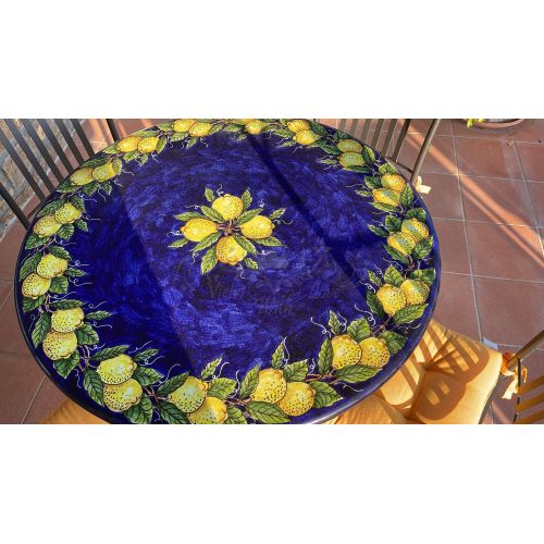 Mesa de piedra volcánica ceramizada. Limones sobre azul. Pintada a mano. Cerámica de Vietri.