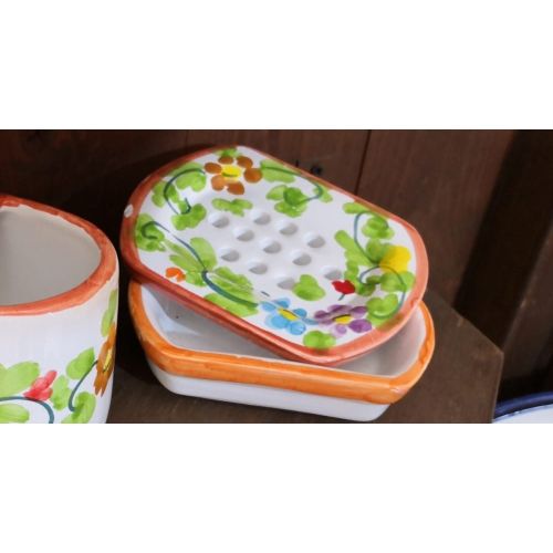 Countertop Soap Dish. Flowers Collection. Hand-Painted...