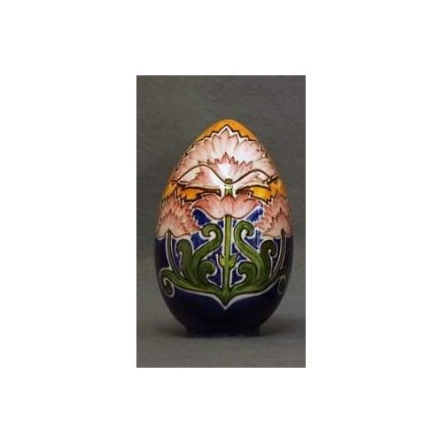 Huevos de Pascua decorados a mano. Cerámica Vietri.