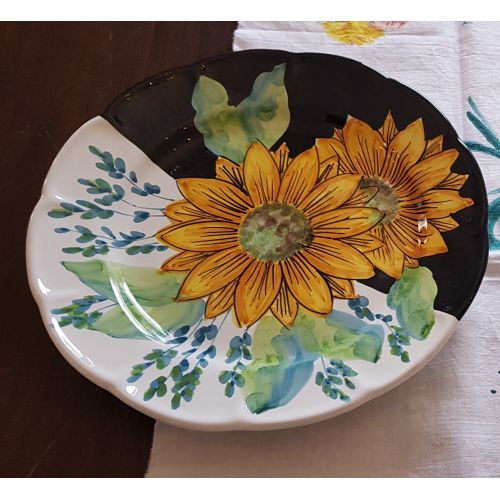 Oberer Teller mit Sonnenblumendekor. Vietri-Keramik.... 2