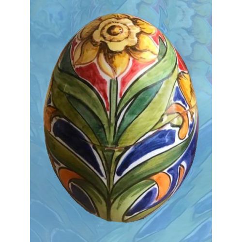 Uova pasquali decorate a mano. Ceramica di vietri.