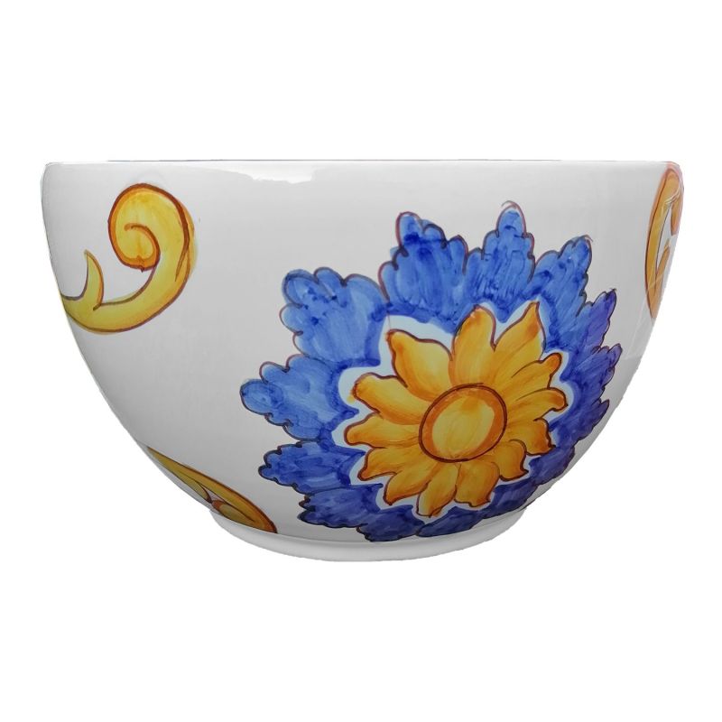 Taza de vaina. Fondo blanco floral. Cerámica...