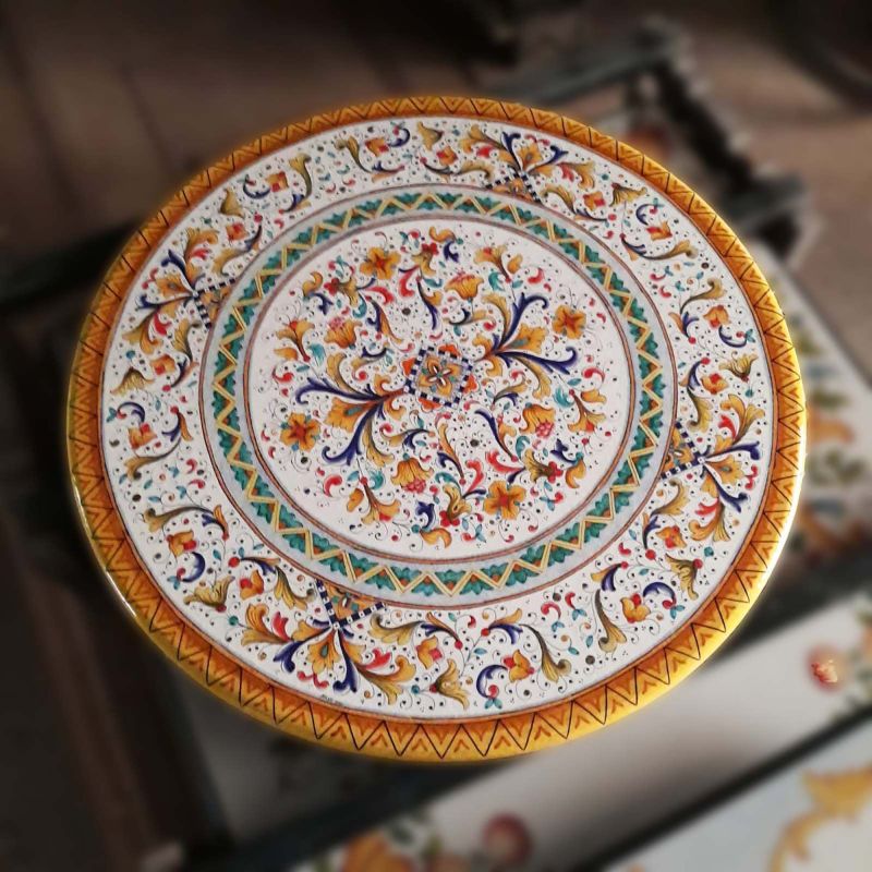 Table en pierre de lave céramisée....