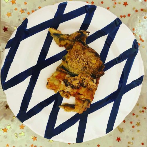 Dish, plate lines line, handpainted in Vietri ceramic...