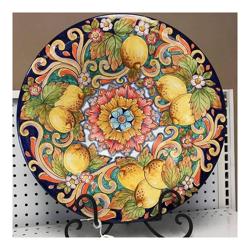 Assiette murale artistique. Céramique vietré....