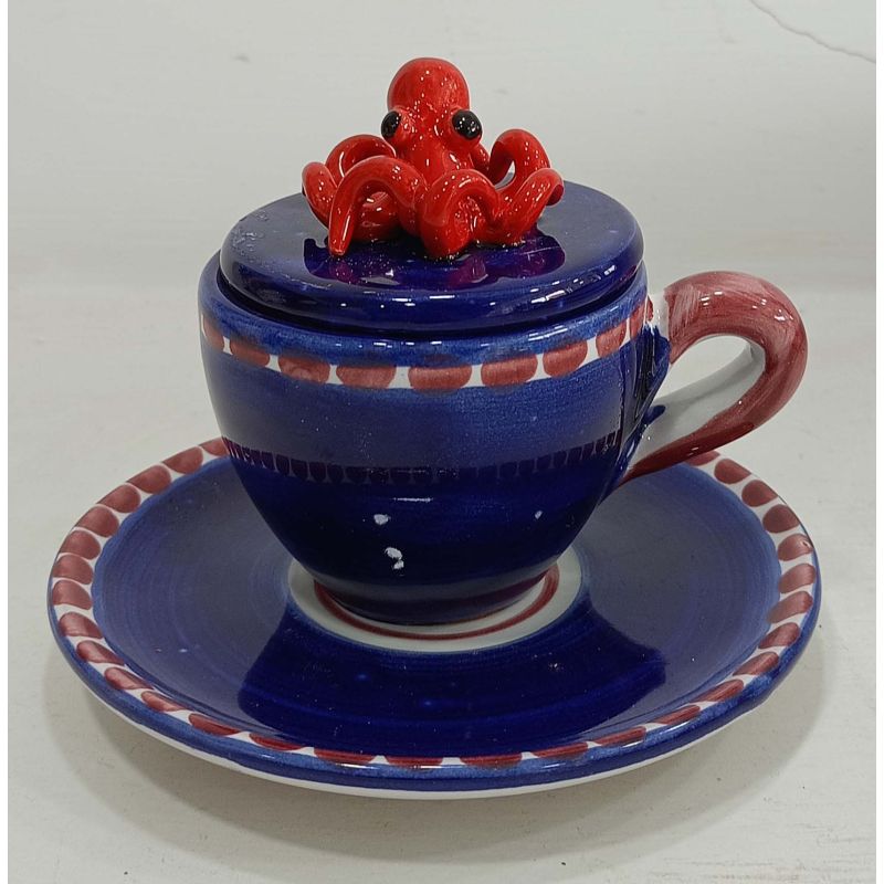 Kaffeetasse mit geprägtem Deckel, Untertasse...